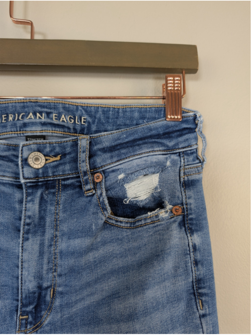AE 2 Super Hi Rise Flare Jeans Frayed Distressed Medium Blue Wash American Eagle - Picture 4 of 12